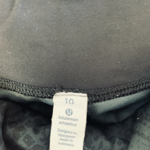 Lulu Light Speed Tights - Desert Snake, highly Reflective, size 10 - Picture 5 of 5